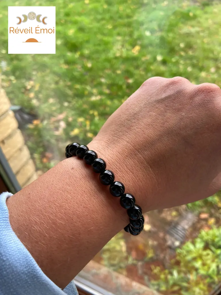 bracelet puissance agate noire 2.webp