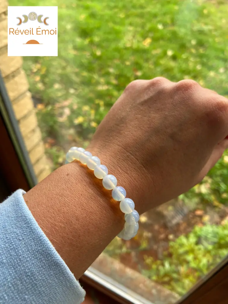 bracelet puissance opalite 2.webp