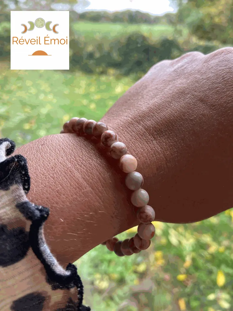 bracelet pierre de sang d'araignée 2.webp