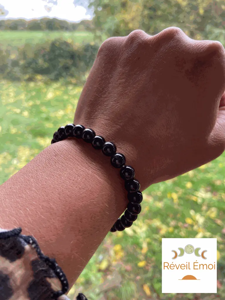 bracelet grenat 2.webp