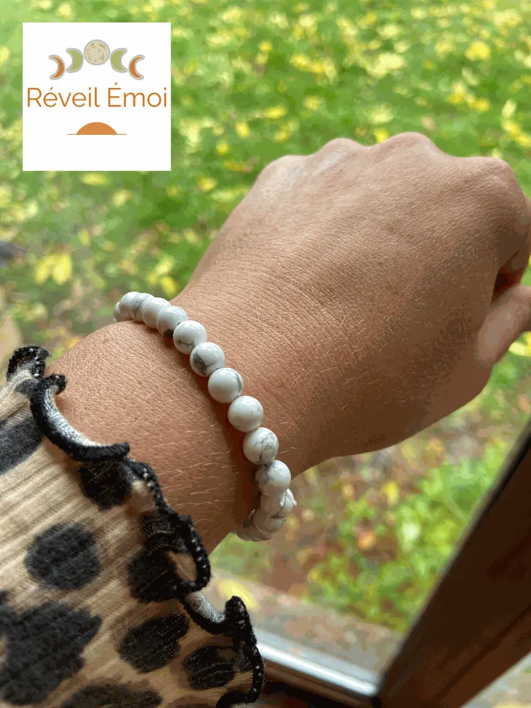 bracelet jaspe blanc 6mm 2.webp