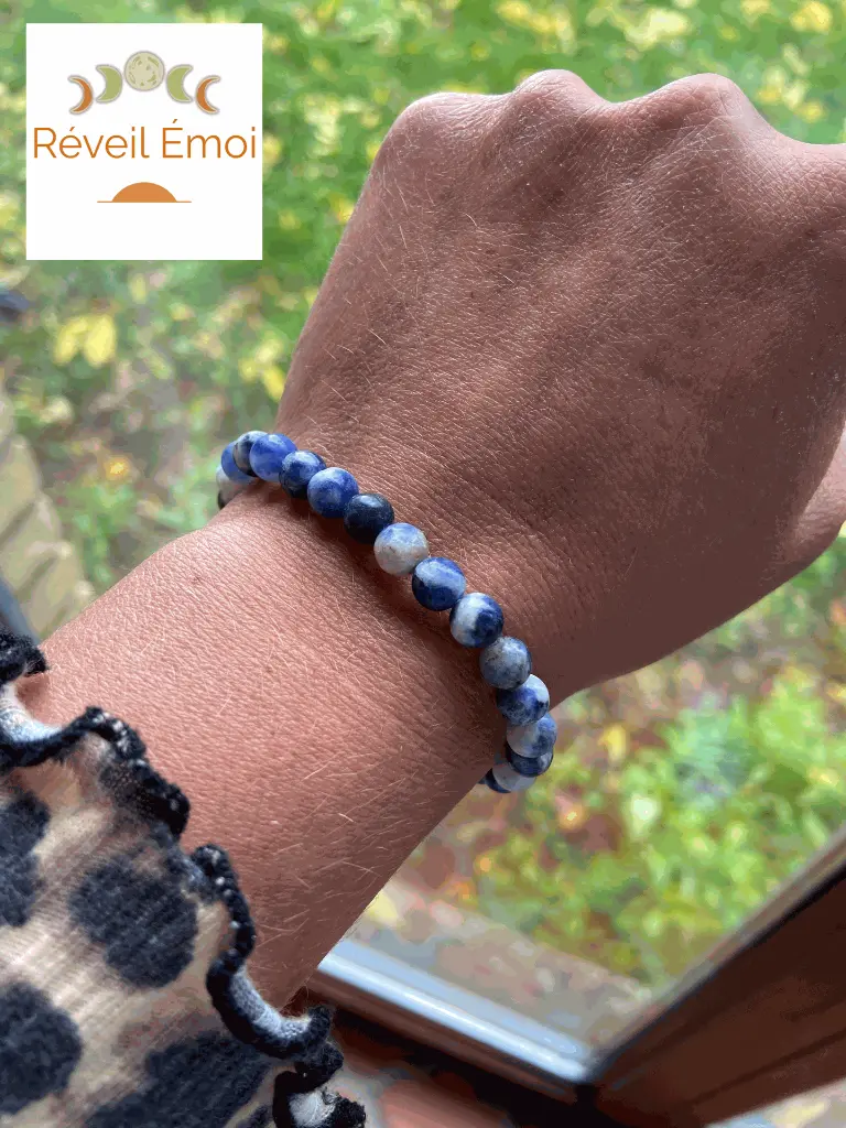 bracelet sodalite 6mm 2.webp