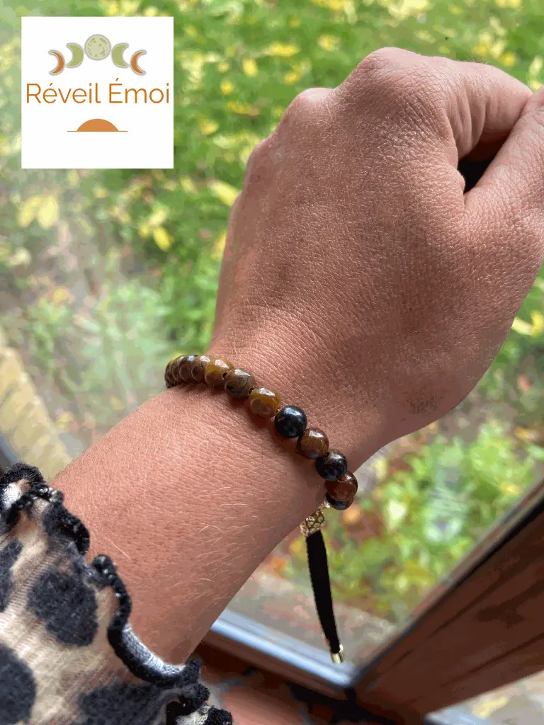 bracelet plaqué or oeil de tigre 3.webp