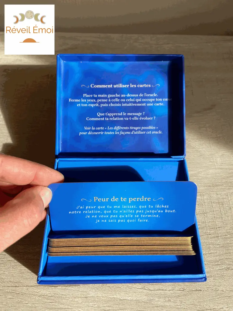 le petit oracle des âmes amoureuses.webp