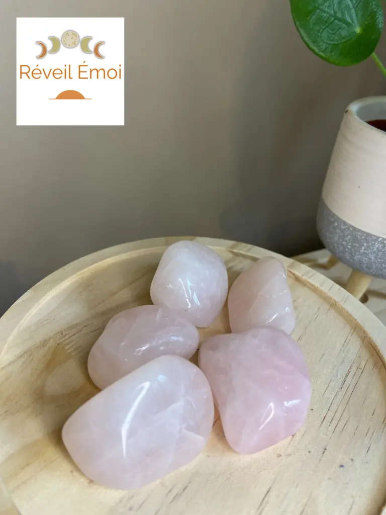 Quartz Rose pierre polie