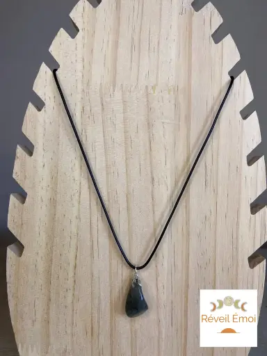 [PEN-LABCC] Pendentif gemme Labratorite cordon ciré